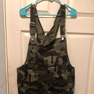 NEVER BEEN WORN!!! Camo overall skirt